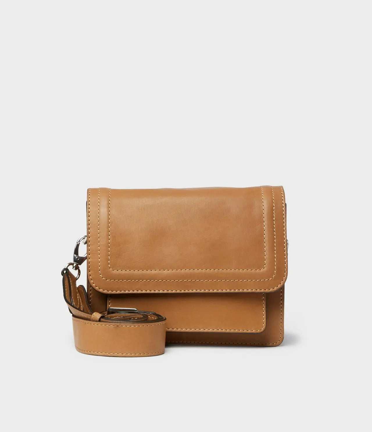 Saddler Vouga Axelremsväska - Travels And Bags