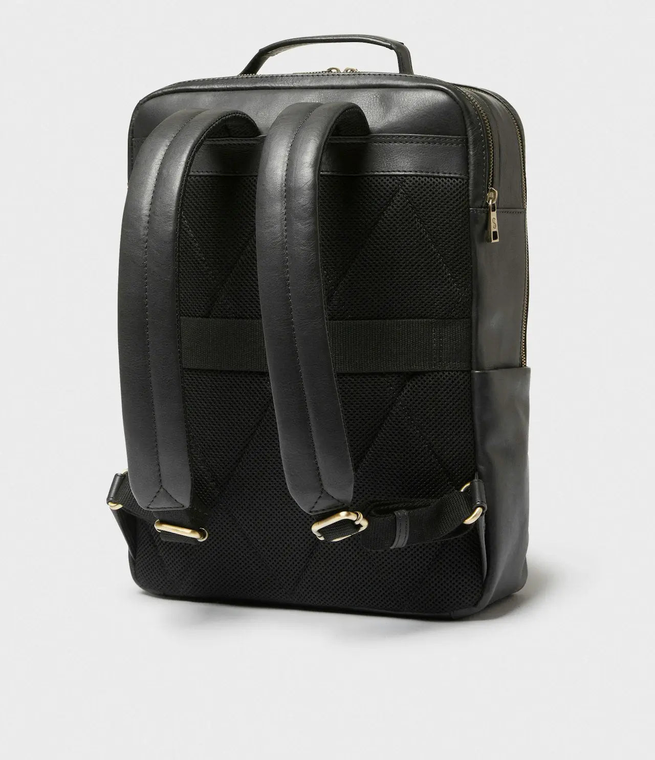 Saddler Avern Ryggsäck - Travels And Bags