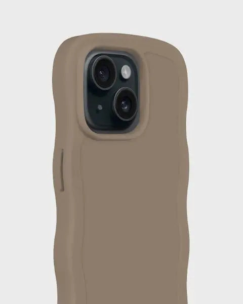 Holdit Telefonskal Wavy iPhone 15 Plus/14 Plus - Ljusbrun - Travels And Bags
