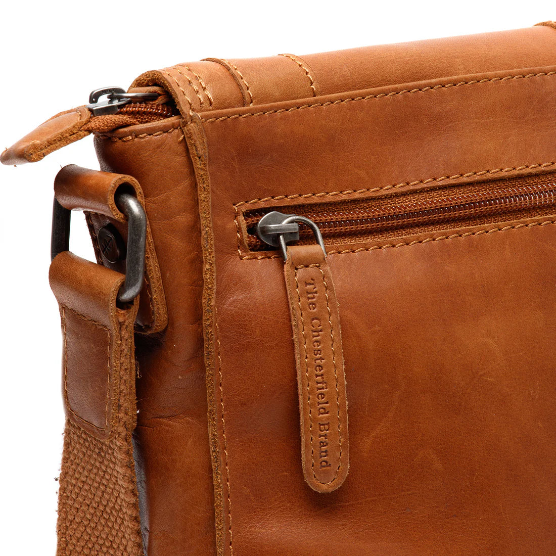 The Chesterfield Brand Ariano Crossbodyväska - Cognac - Travels And Bags
