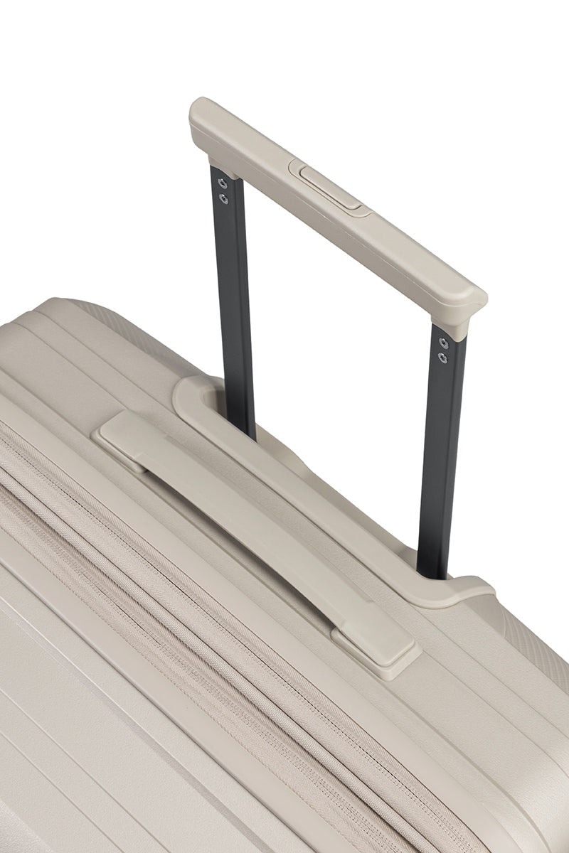 Epic Anthem Mellanstor Resväska 66 cm - Silk Grey Epic