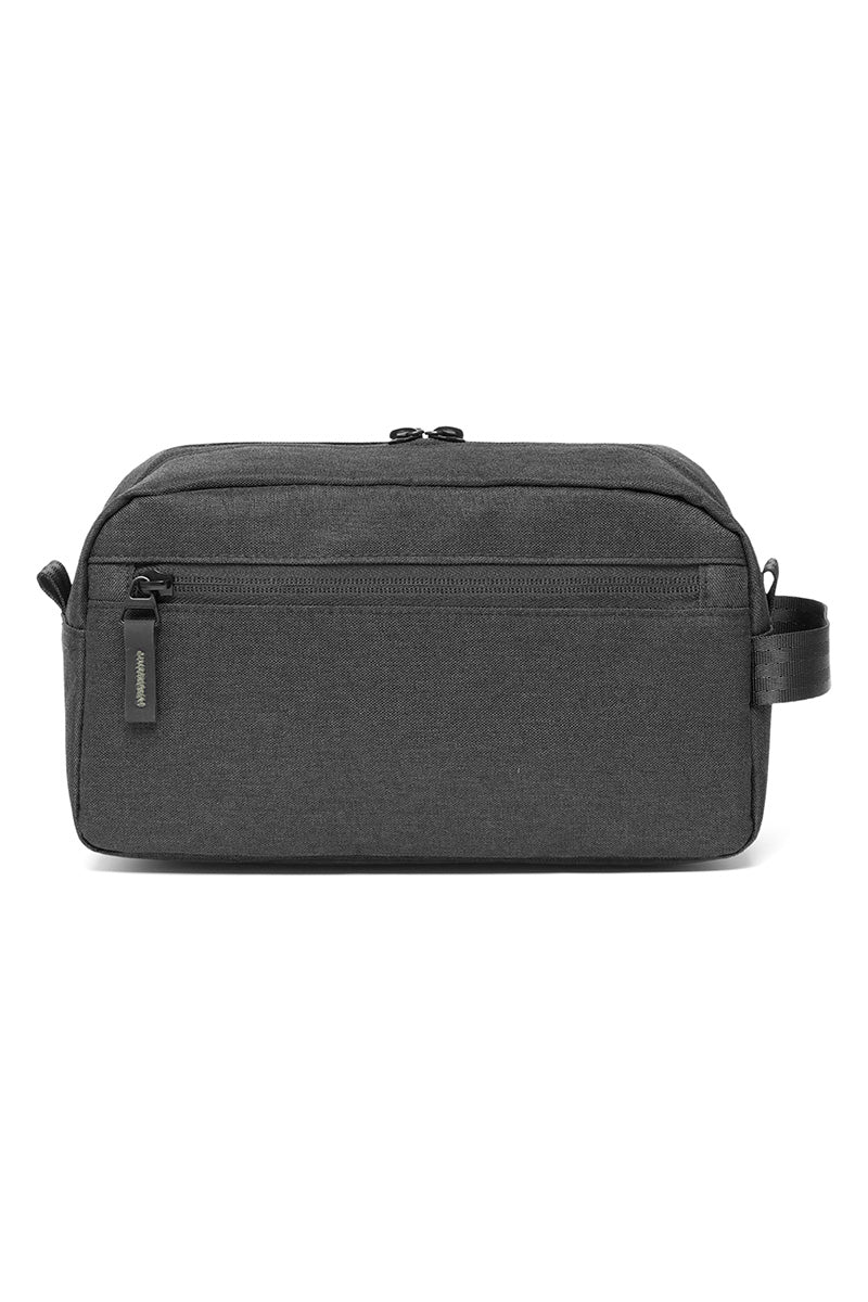 Epic Essentials Proton Evo Compact Necessär - Svart - Travels And Bags