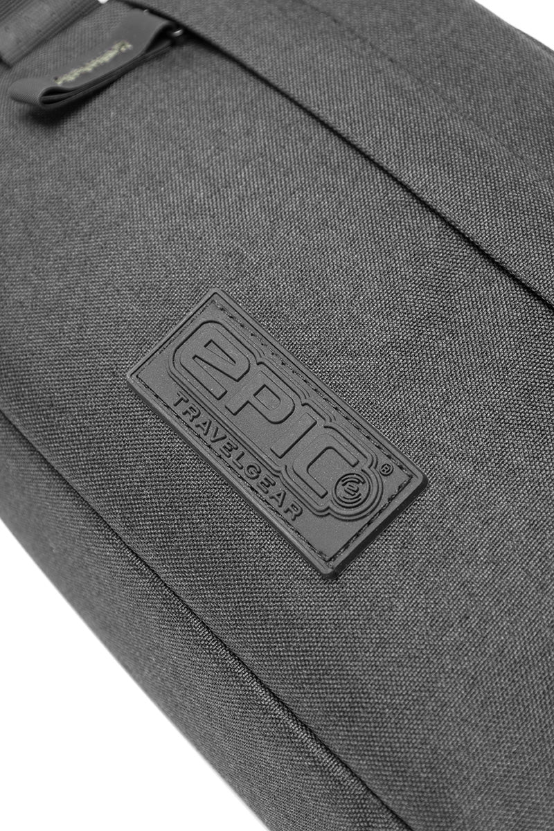 Epic Essentials Proton Evo Compact Necessär - Svart - Travels And Bags