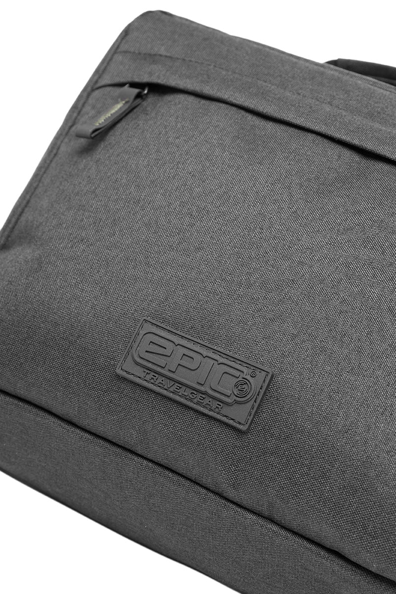 Epic Essentials Proton Evo Hanging Box Necessär - Svart - Travels And Bags