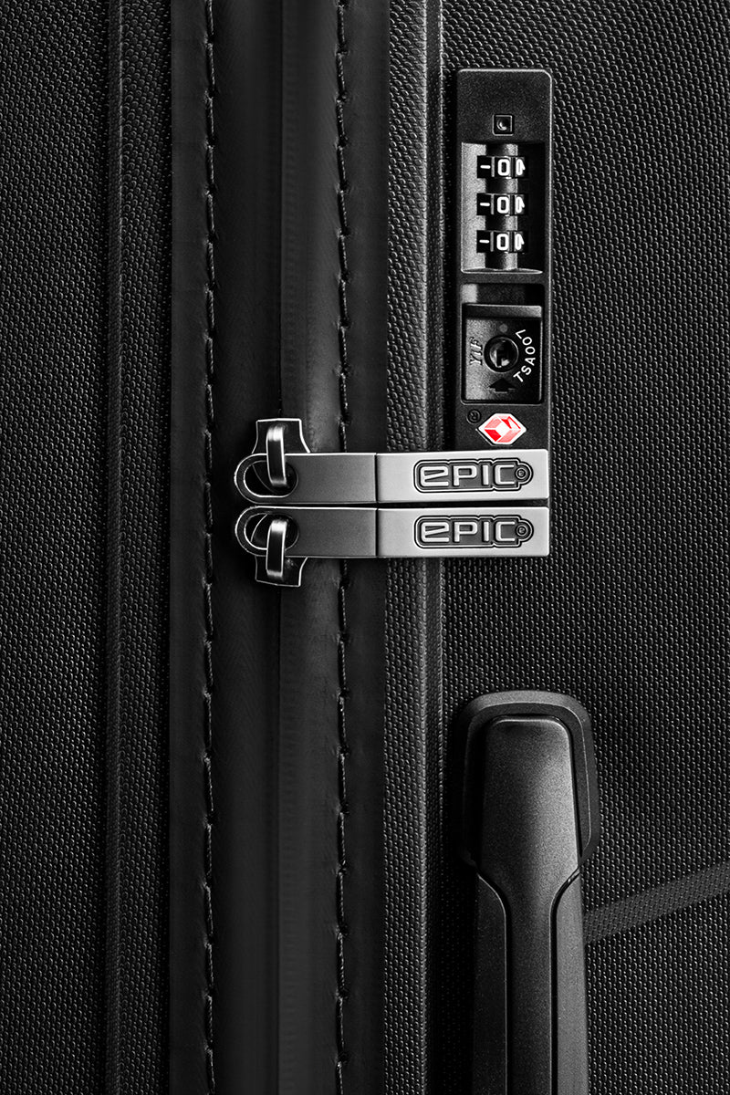 Epic Phantom SL Mellanstor Resväska 66 cm - Svart - Travels And Bags