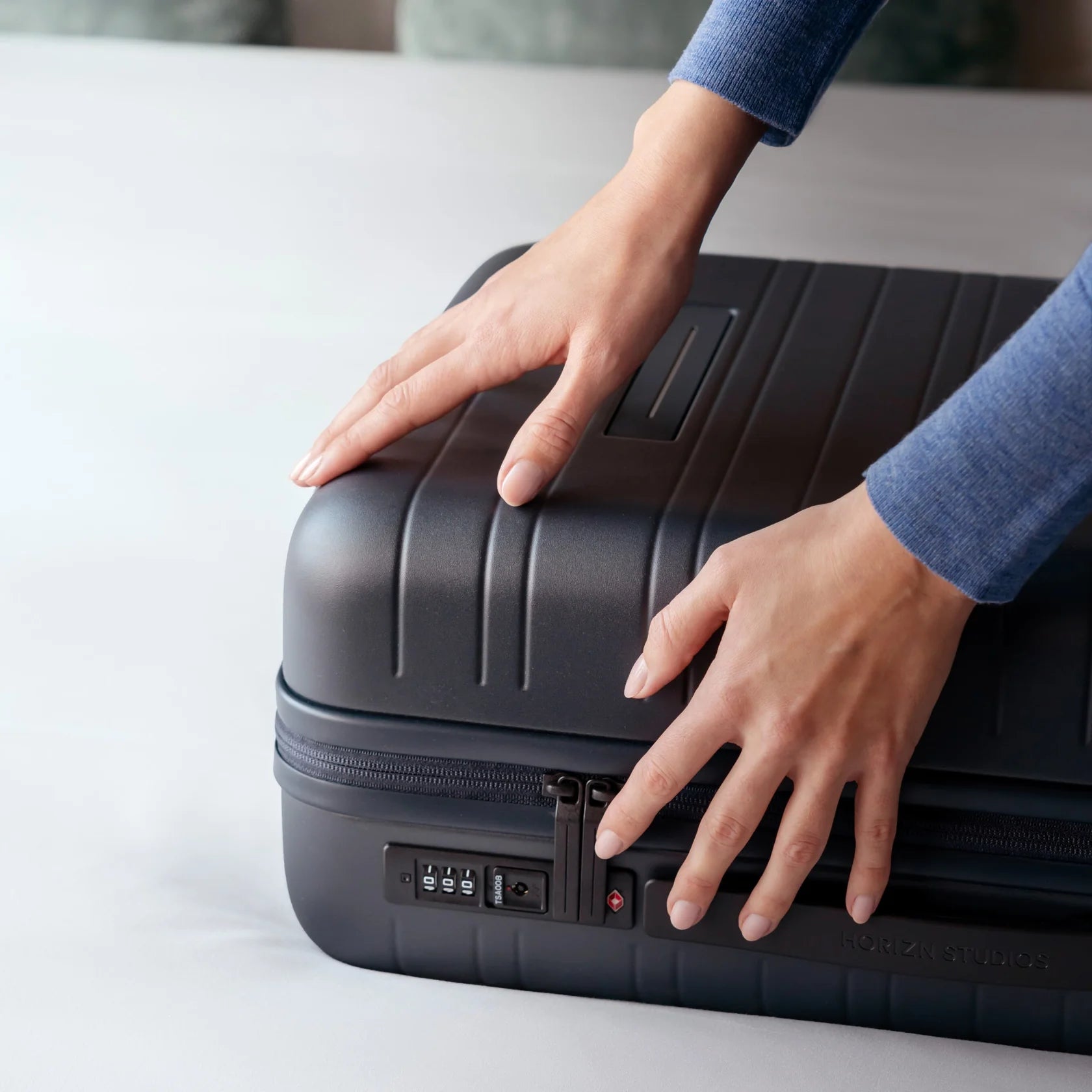 Horizn Studios H5 Pro Kabinväska 55 cm - Marinblå - Travels And Bags