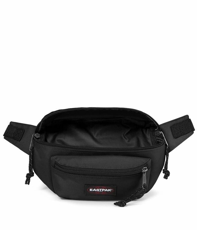 Eastpak Doggy Midjeväska - Svart - Travels And Bags