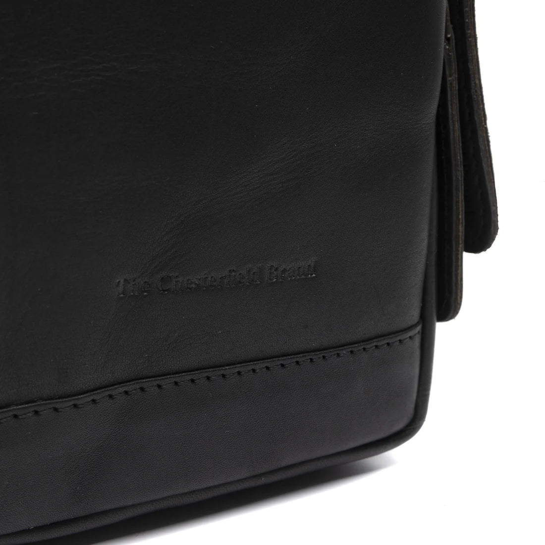The Chesterfield Brand Riga Crossbodyväska - Svart - Travels And Bags