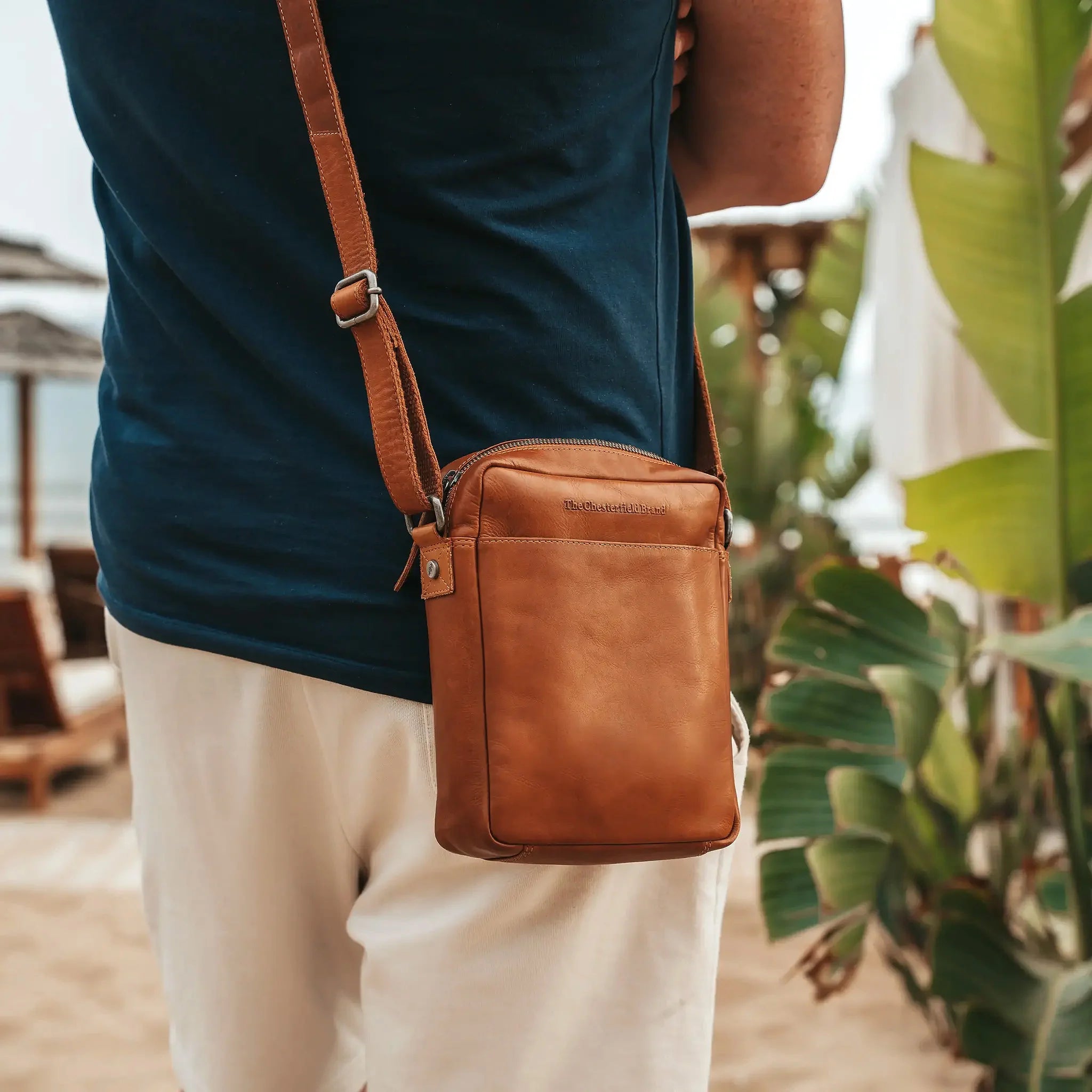 The Chesterfield Brand Saba Crossbodyväska - Cognac - Travels And Bags