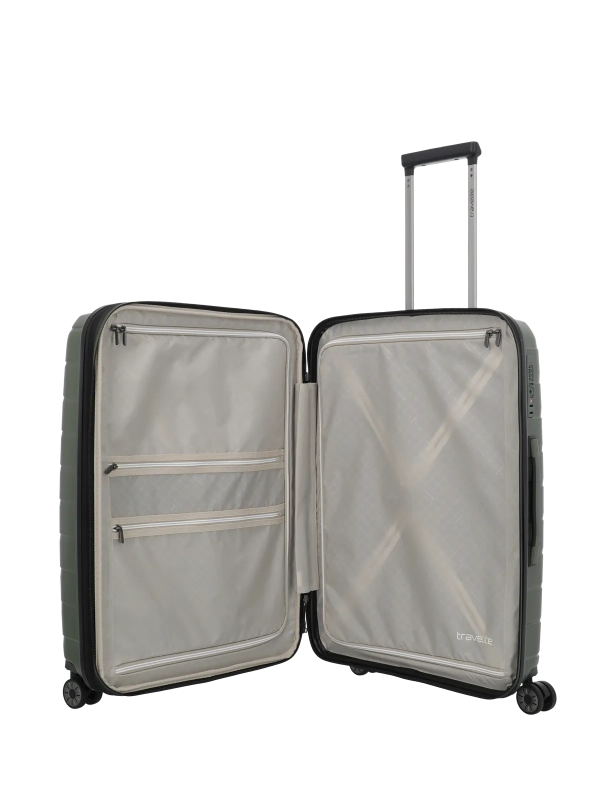 Travelite Air Base Mellanstor Resväska 66 cm - Grön - Travels And Bags