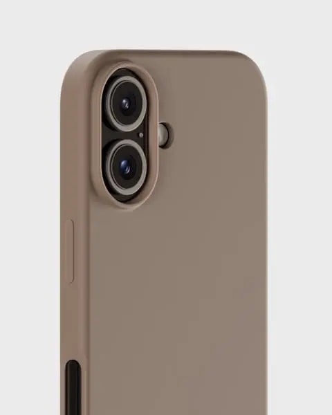 Holdit Telefonskal Silicone iPhone 16 Plus - Ljusbrun - Travels And Bags