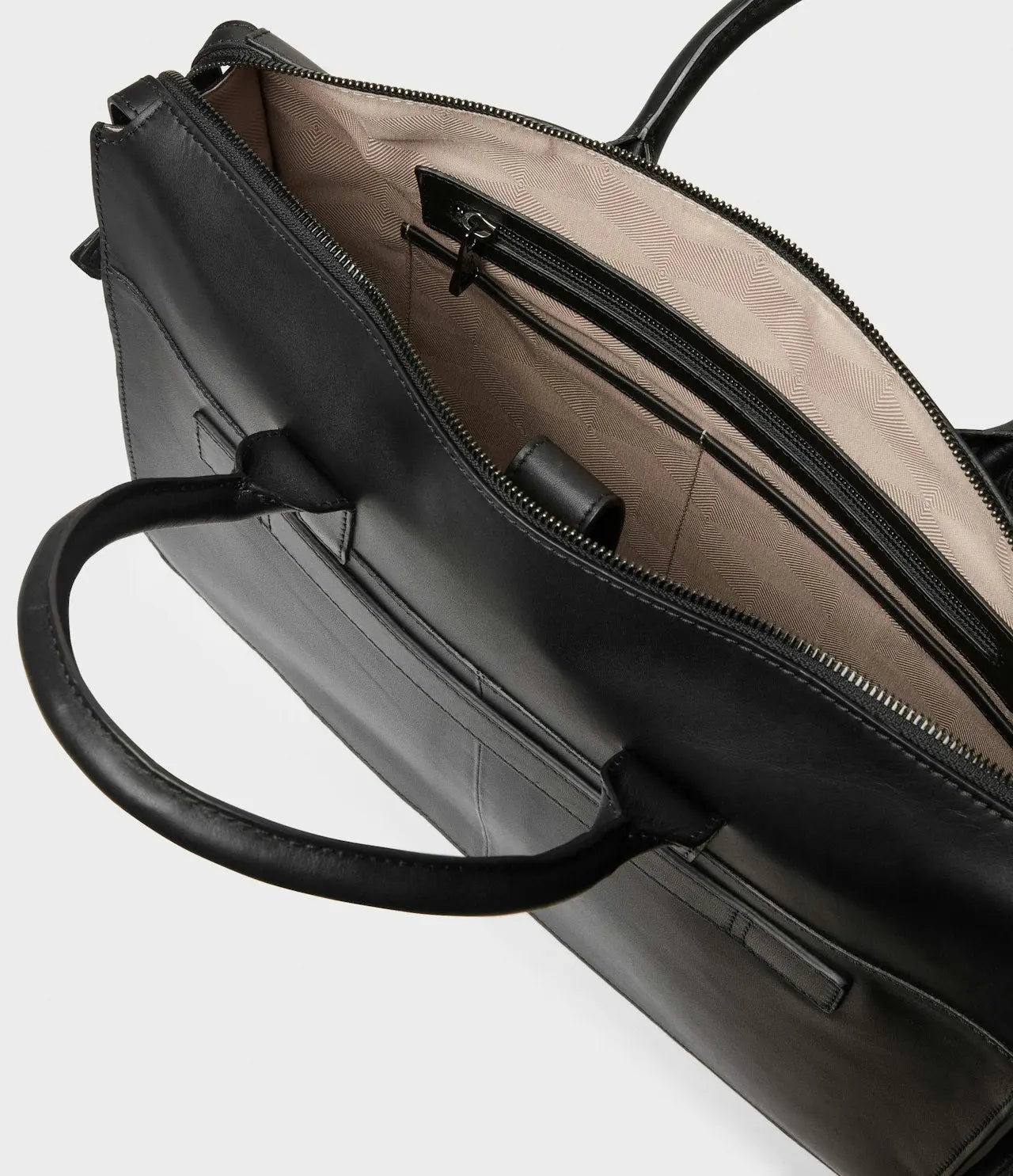 Saddler Loxton datorväska 15" - Travels And Bags