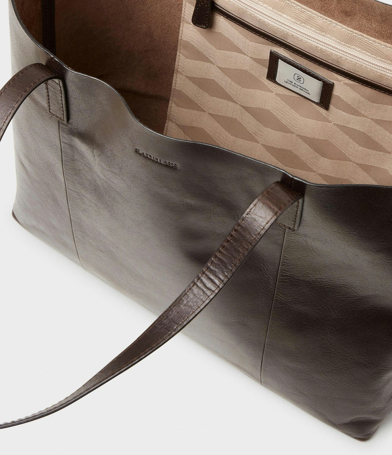 Saddler Sanna Toteväska - Mörkbrun