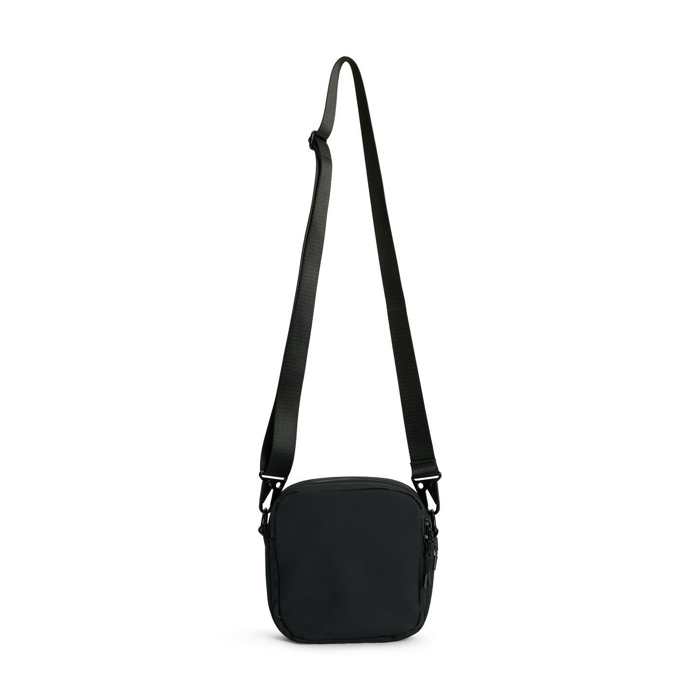 Tretorn Pu Crossbodyväska - Svart - Travels And Bags