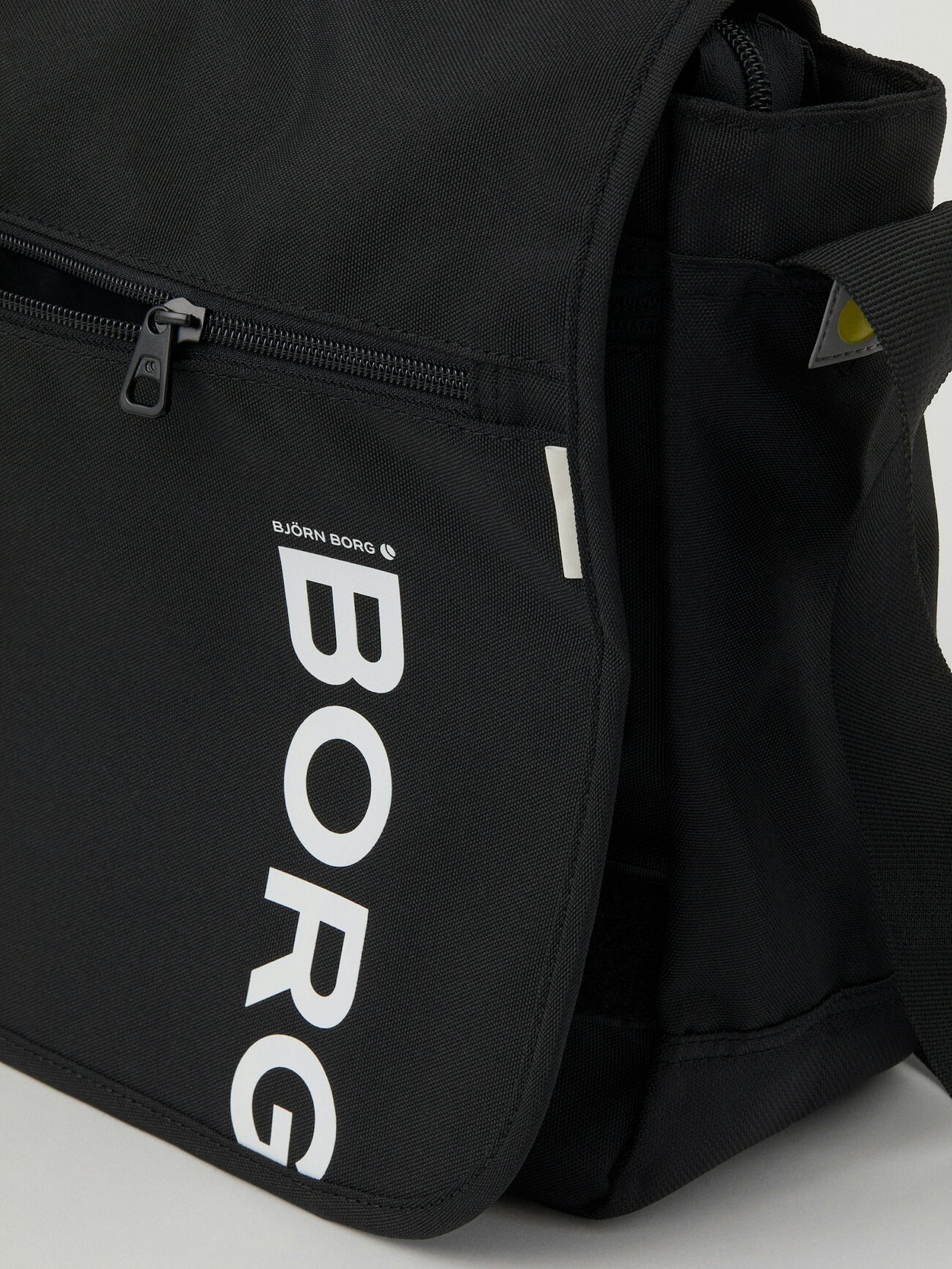 Björn Borg Core Flapbag Axelremsväska - Svart - Travels And Bags