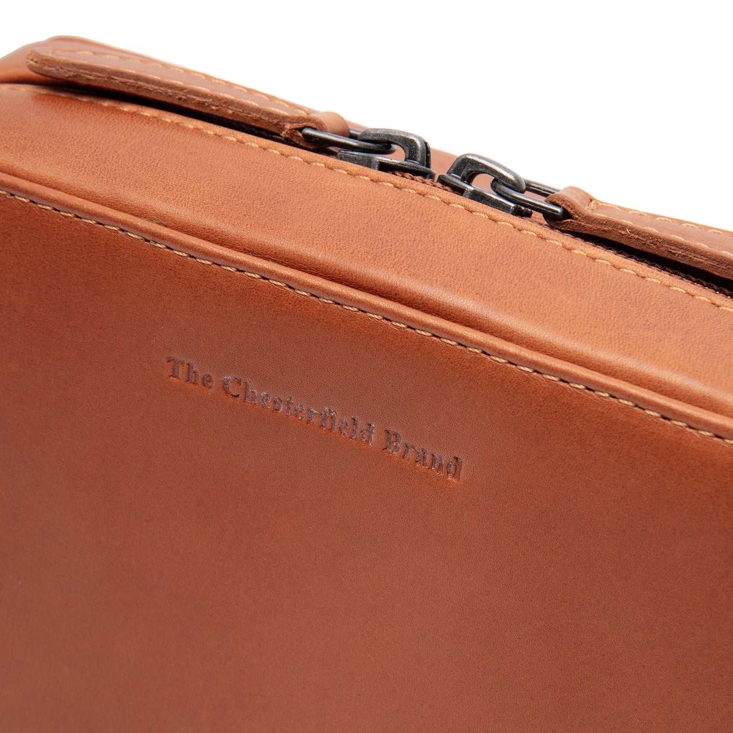 The Chesterfield Brand Ardan Tech Kit Organizer Necessär
