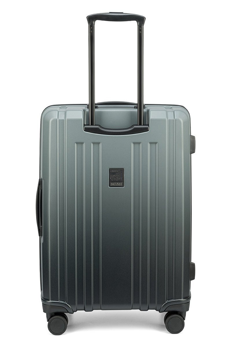 Epic Crate Ex Wildlife Mellanstor Resväska 65 cm - Descending Black Epic