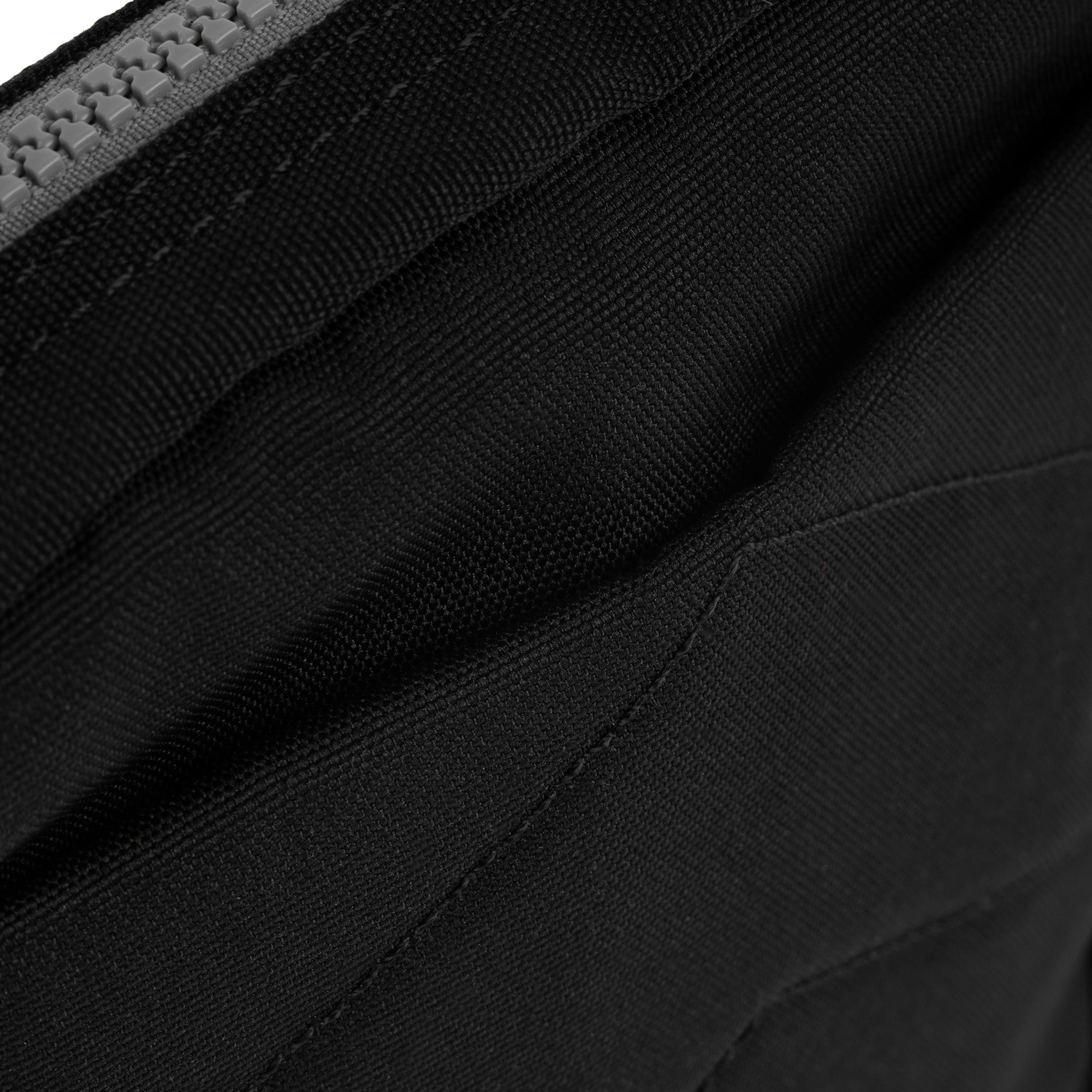 Roka London Bond Crossbodyväska