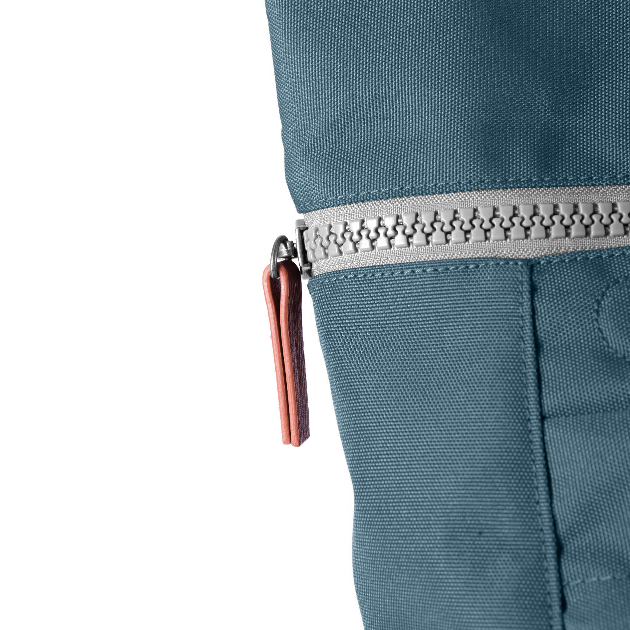 Roka London Finchley A Medium Ryggsäck