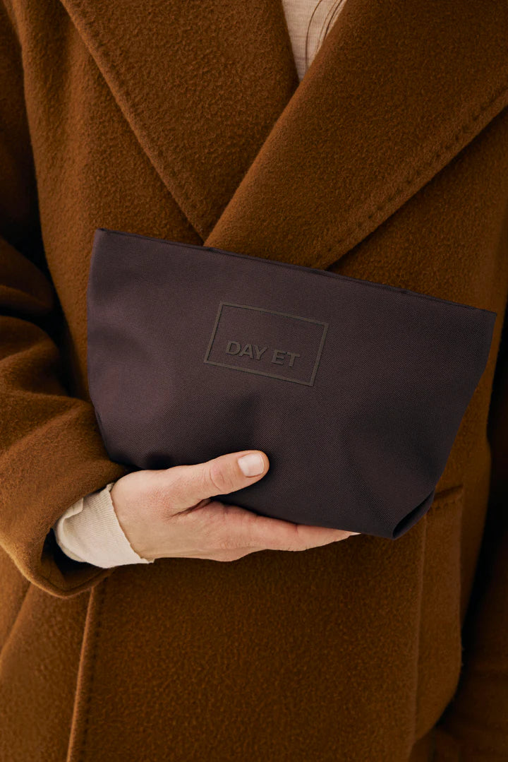 DAY ET RE-Mono Pouchy S Necessär - Chocolate Brown