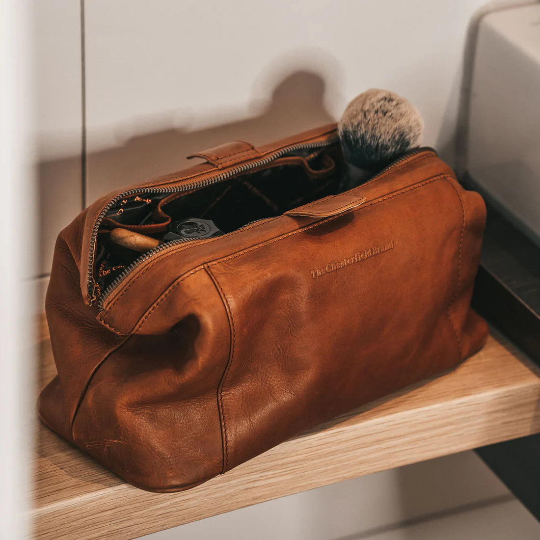 The Chesterfield Brand Vince Necessär - Cognac - Travels And Bags